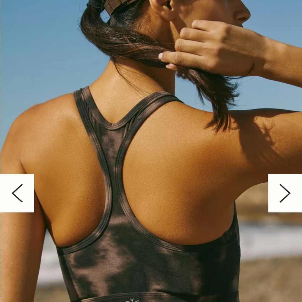 Varley NEW Let's Move Sports Bra - Picture 3 of 8